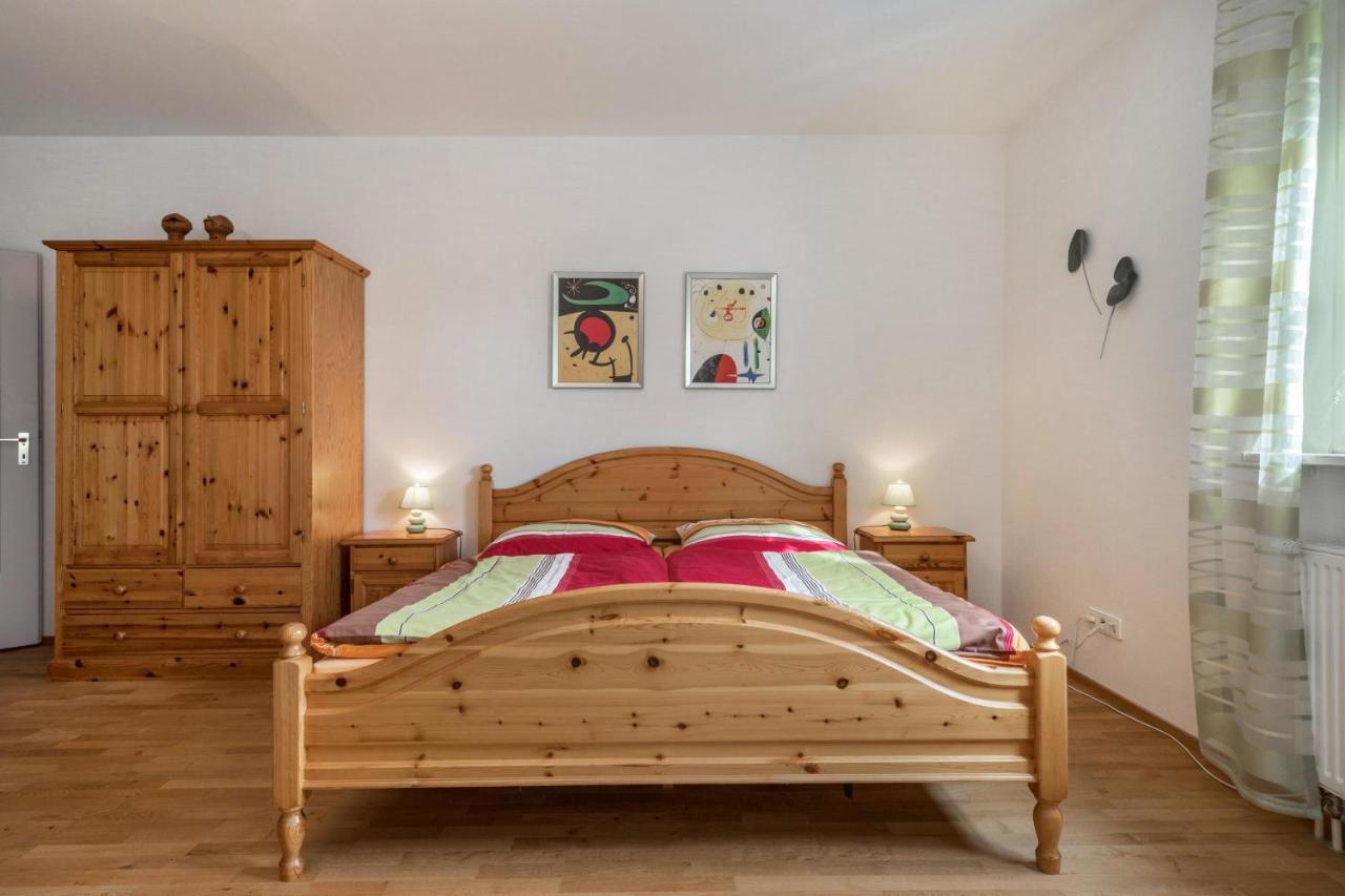 Ferienwohnung Am Schloss Heiligenborn 外观 照片